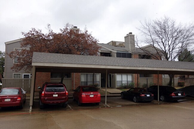 Building Photo - 2101 Count Fleet Dr