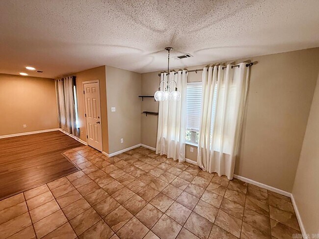 Building Photo - 4853 Tall Grass Dr