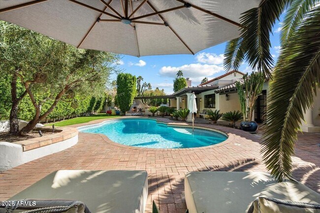 Building Photo - 9836 E Topaz Dr