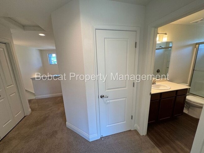 Building Photo - 1226 Saltern Dr