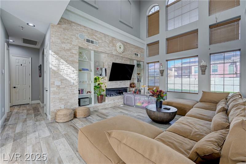 Living Room - 9738 Bear Trap Ct