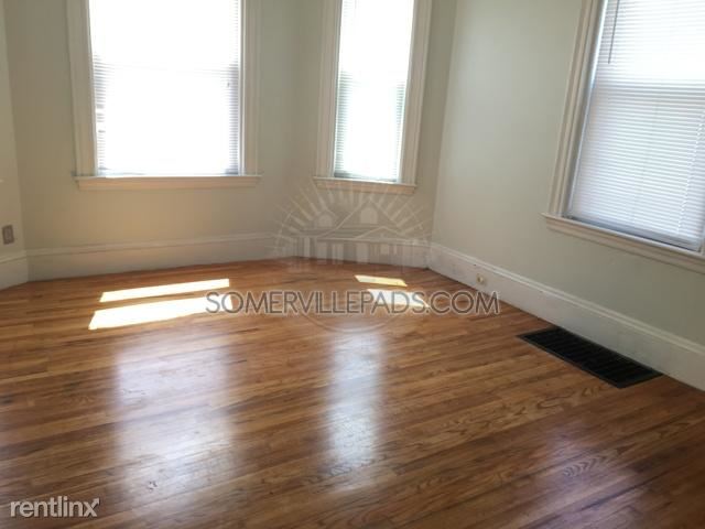 Building Photo - 12 Dana St