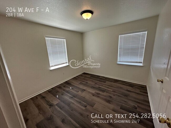 Building Photo - 204 W Avenue F