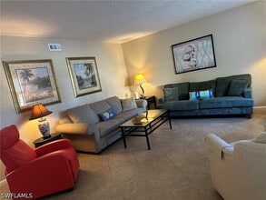 Building Photo - 4633 Bayshore Dr