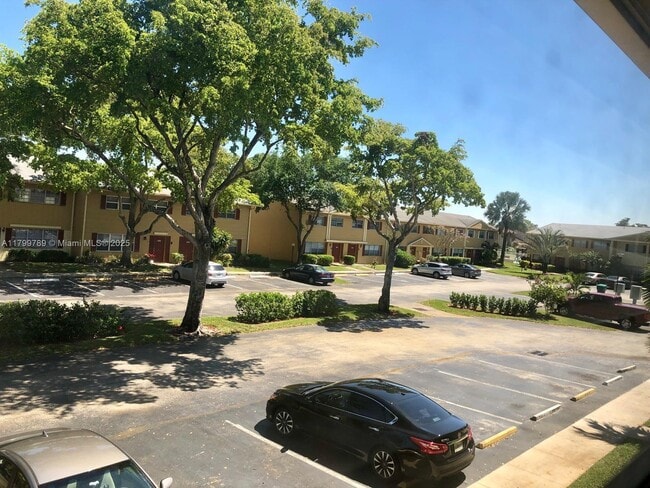 Building Photo - 1805 SW 81st Terrace