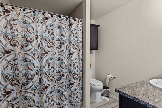 Building Photo - 9008 Rice Ave