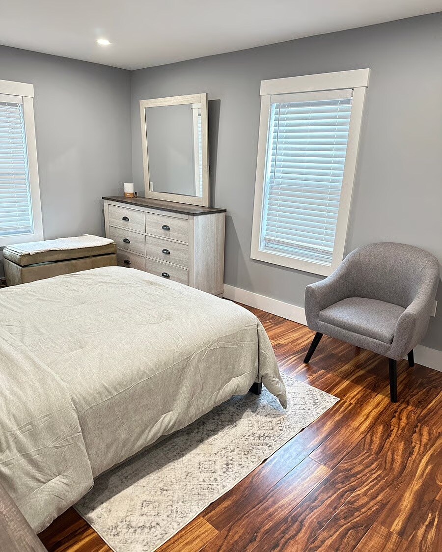 bedroom 1 - 22 Allessio St