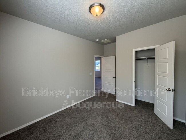 Building Photo - 4875 Mount Salas St NE