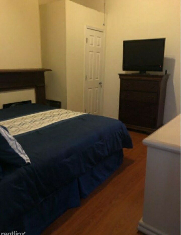 3rd Bedroom - 3109 Milan St