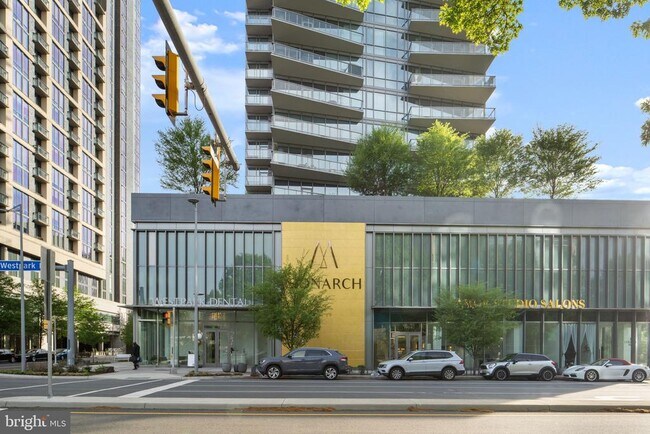 Building Photo - 7887 Jones Branch Dr