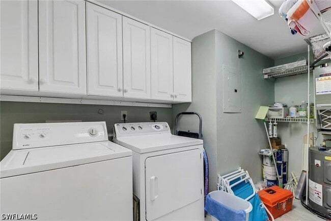 Building Photo - 5792 Deauville Cir
