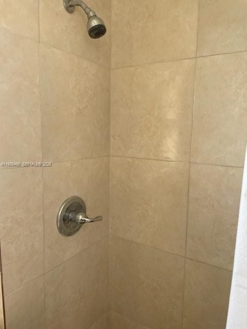 Building Photo - 5411 Ravenswood Rd