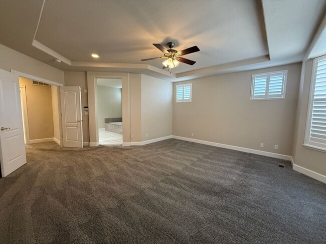 Building Photo - Beautiful 3 bed, 3 full bath two story home including a 3 car garage with 2800 sq ft of living space