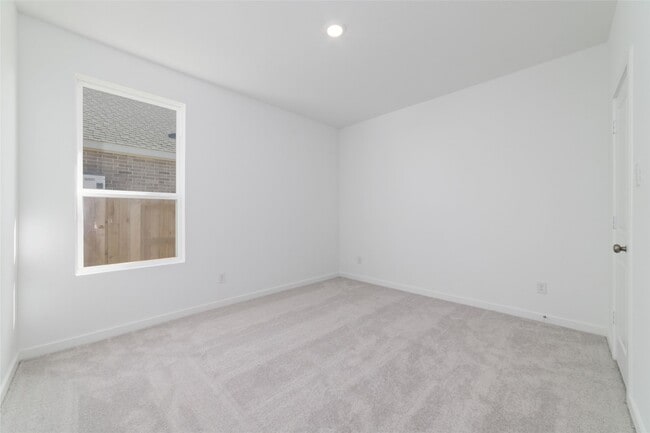 Building Photo - 3037 Avenida Sonoma Dr