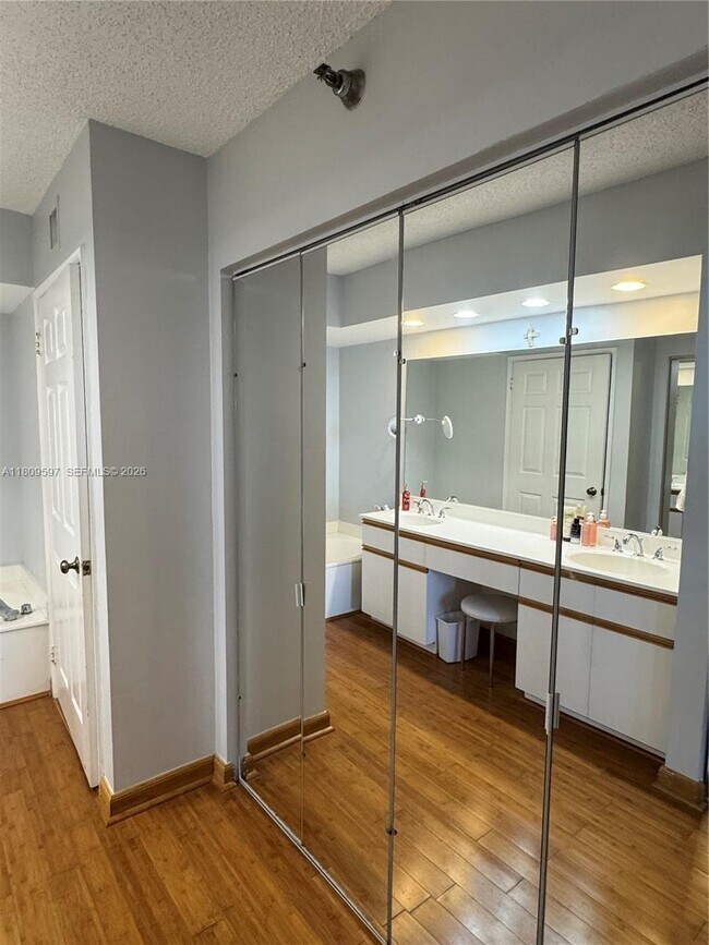 Building Photo - 3400 NE 192 St