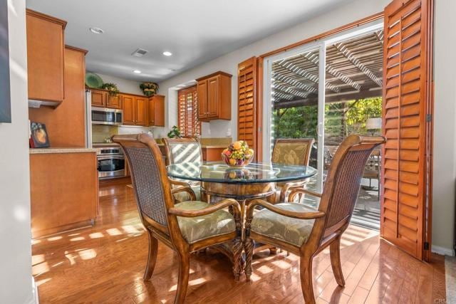 Building Photo - 465 Avenida Antonio