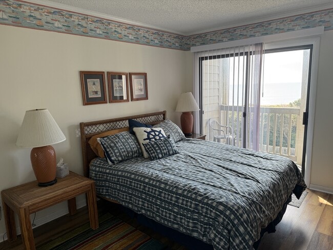 Building Photo - 2503 W Fort Macon Rd