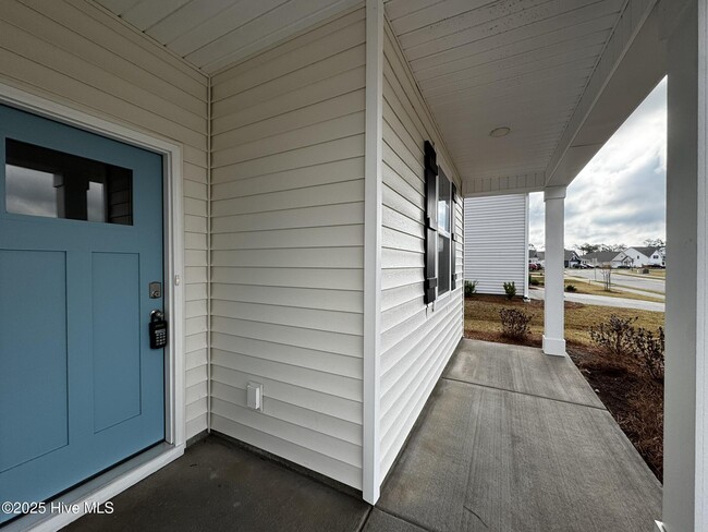 Building Photo - 2084 Willowleaf Dr