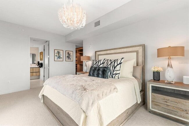 Building Photo - 1020 Sunset Point Rd