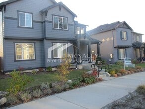 Building Photo - 4 Bedroom 2.5 Bathroom Harbor Hills Home