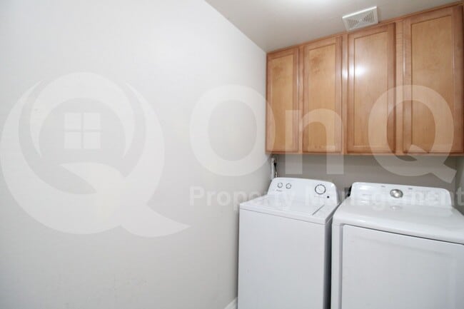 Building Photo - 4202 N 21st St