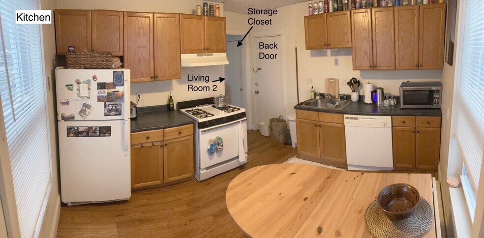 Building Photo - 3 Watson St