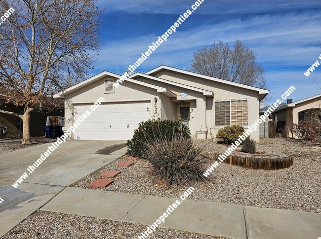 Building Photo - Lovely 3 Bedroom, 2 Bathroom, 2 Car Garage and 1,552 Sq. Ft. Home in Albuquerque.