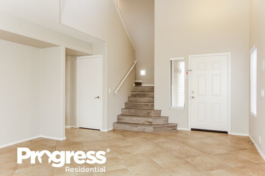 Building Photo - 17183 N 53rd Ave