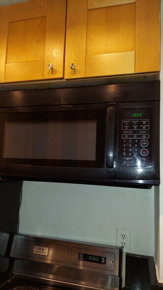 Building Photo - 2141 I St NW