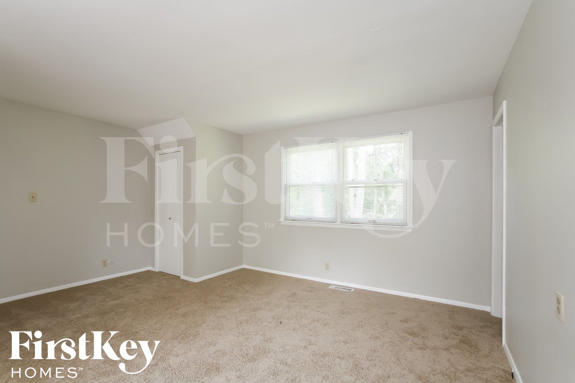 Building Photo - 5036 E 76th St Ct