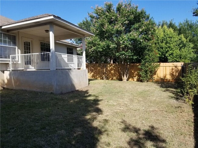 Building Photo - 1421 Sweet Leaf Ln
