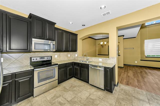 Building Photo - 6928 Carrington Ln