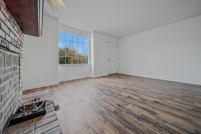 Building Photo - 3431 Tisdall Dr