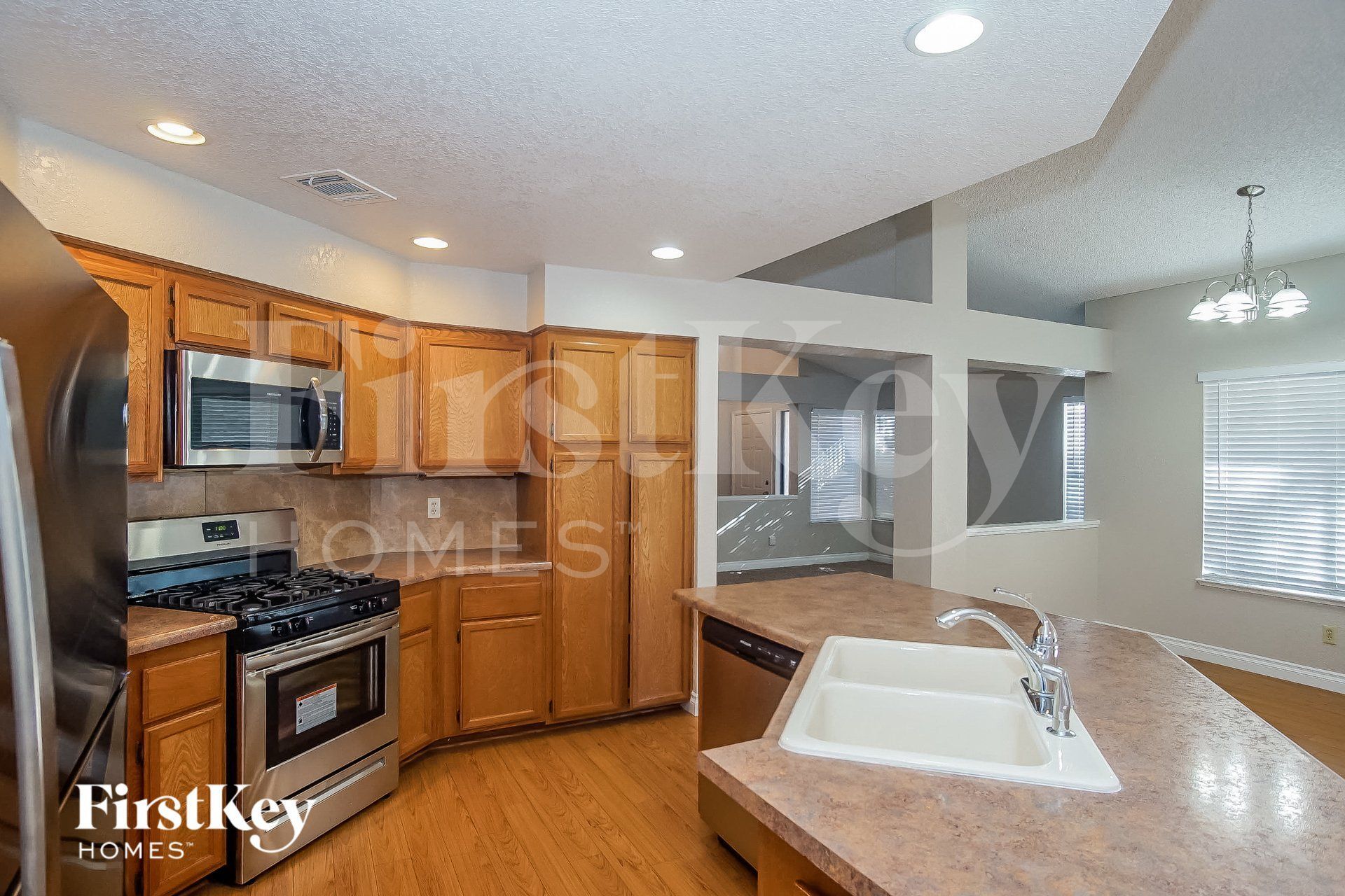 Building Photo - 357 Orchard Ct