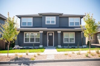 Building Photo - Brand New Beautiful Home!