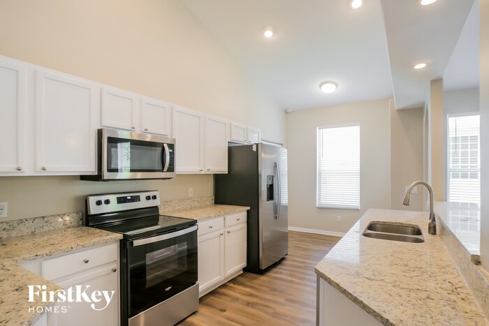 Building Photo - 541 Boxwood Pl