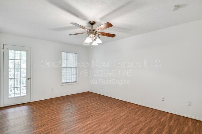 Building Photo - 1210 Augusta Dr