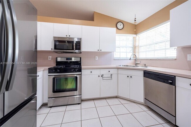 Building Photo - 2260 NW 137th Ave