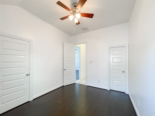 Building Photo - 18126 Golden Falls Ln