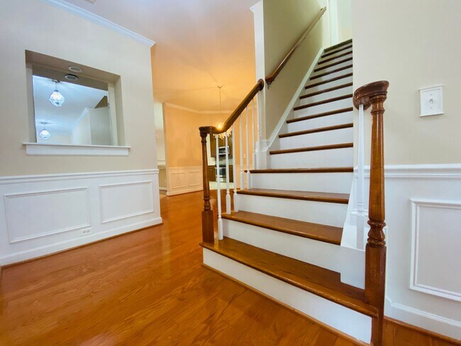 Building Photo - Luxury 3 Bedroom  Townhome in South Durham...