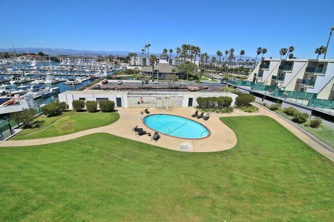 Building Photo - 1 Bedroom | Resort-Style Amenities | Walk to the Beach | Channel Islands Waterfront | Monthly Fur...
