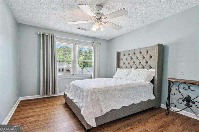 Building Photo - 2152 Marne Glen