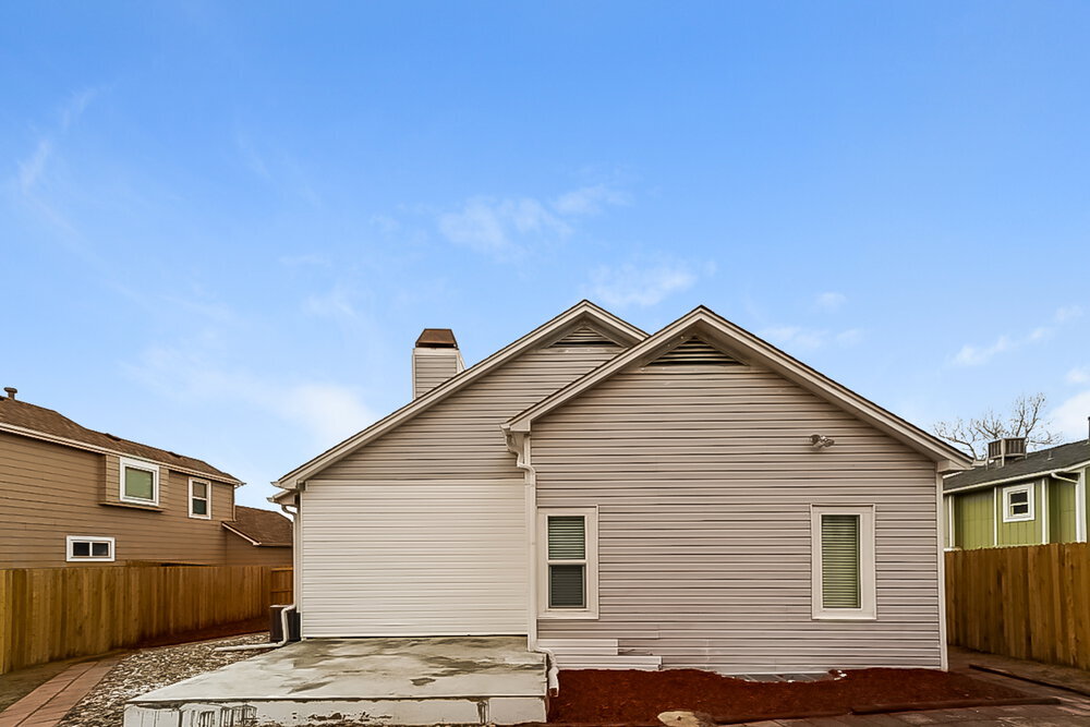 Building Photo - 4494 Genoa St