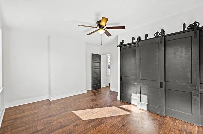 Building Photo - 3431 Duquesne Ave