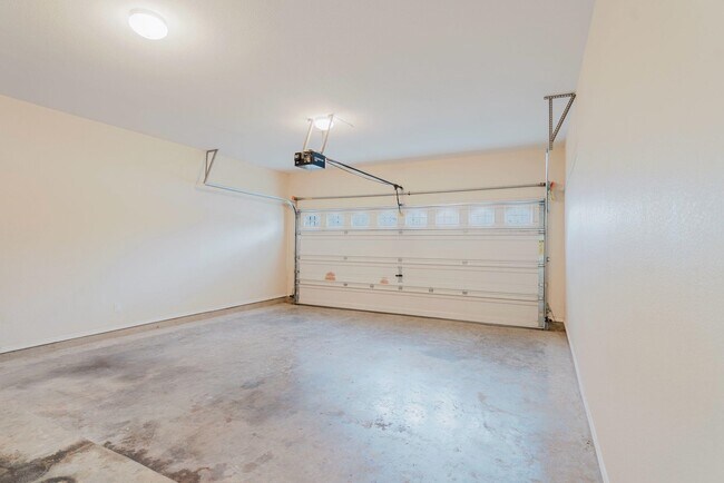Building Photo - 13126 Ent Loop