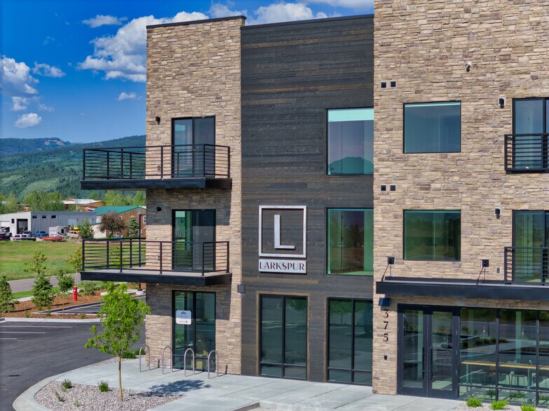 Building Photo - The Larkspur