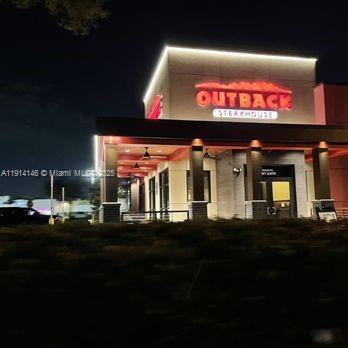 Building Photo - 1301 W 38th Pl