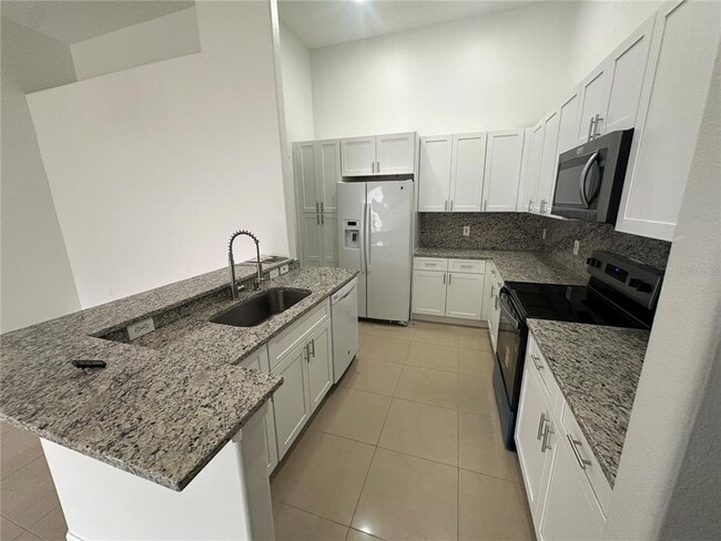 Building Photo - 1941 Island Walk Dr