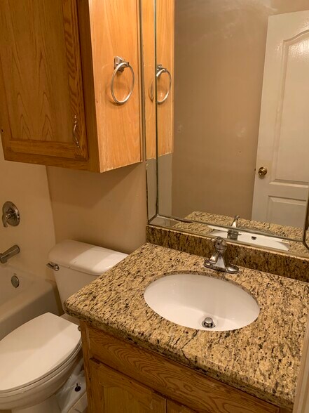 Building Photo - 3706 Joby St