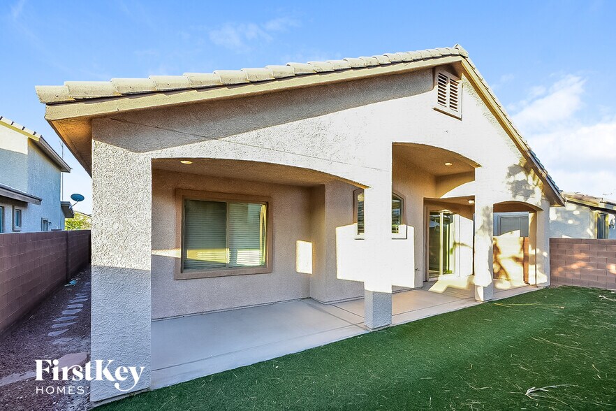 Building Photo - 3840 Bowers Hollow Ave